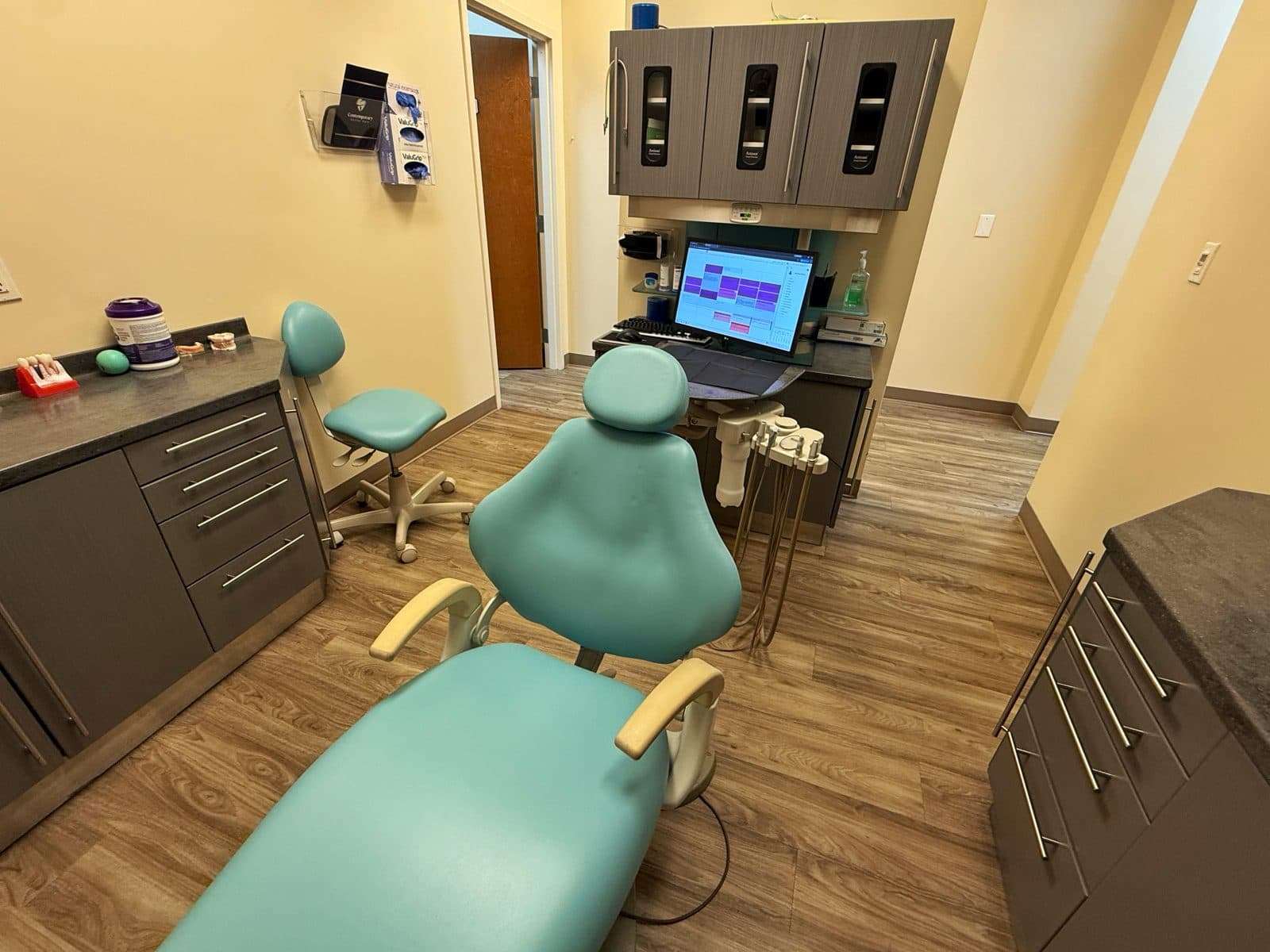 A treatment room at Contemporary Dental Care